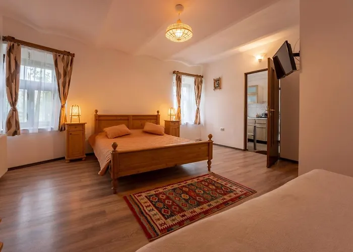Gloria Apartments